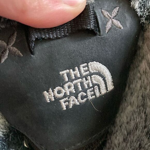 The North Face Women's Insulated Boots Sz 11 - Picture 8 of 10